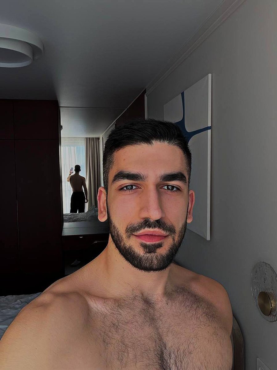 ErfBoyy's tweet photo. When u get fucked in Berlin , so hoooot i was burning 😈😈😈😈😈😈👿
#fuck #gaysex #berlin #germany #bottomman #hairybottom https://t.co/8VTHxwYoDQ
