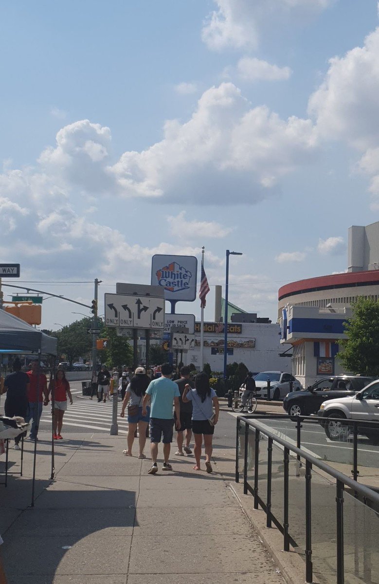 dany_freire's tweet photo. You will be missed
#whitecastle #Elmhurst https://t.co/wM8HMDYhAB