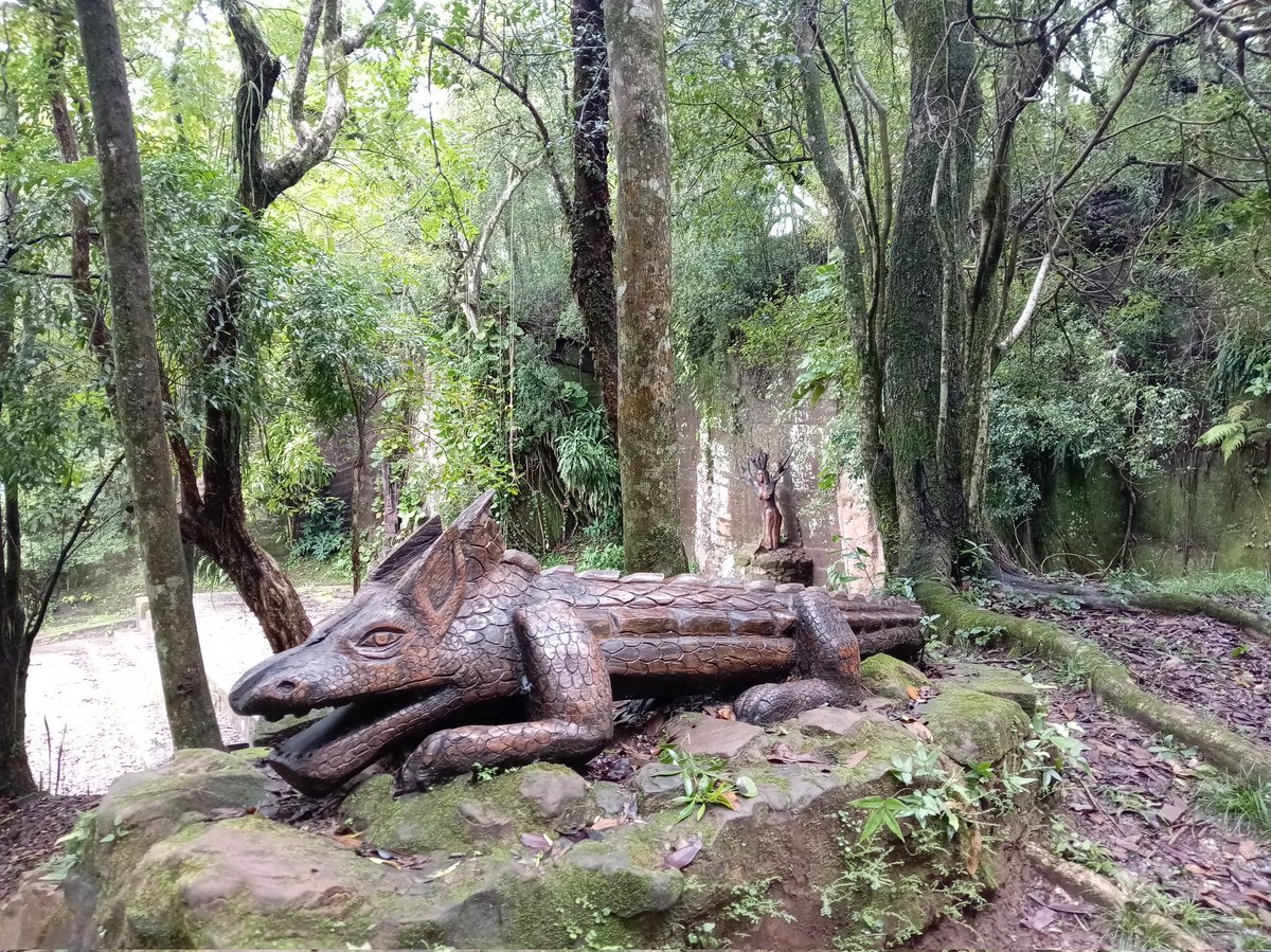 hectormart7's tweet photo. Parque Ita cajón de Trinidad Itapúa 👌 https://t.co/VeG611tvE9