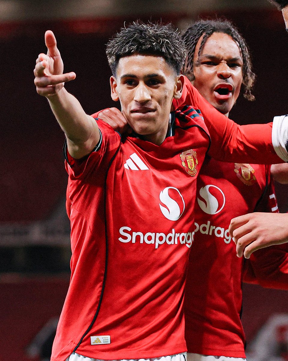 RisingStarXI's tweet photo. 🏴󠁧󠁢󠁥󠁮󠁧󠁿🚨 𝗝𝗝 𝗚𝗔𝗕𝗥𝗜𝗘𝗟 (𝟭𝟱) is VERY likely to make his debut next season.

Manchester United have laid out a plan for him and see him as one of the most talented kids in the WORLD.

[@SullyTalkz] https://t.co/l7m2NX1ZPd