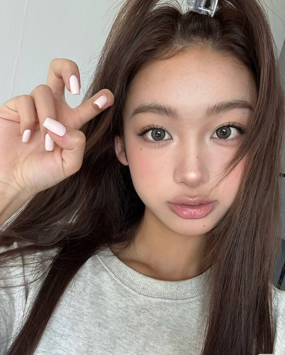 xiaoyingWW's tweet photo. #上海 170 D 03的
真实专业私教+瑜伽教练
欧美混血风情
擅长各种高难度瑜伽体式身材紧致曲线优美
欢迎健身爱好者交流
🛰️：xycoser1
🐧：3925191783
✈️：https://t.co/WQxb5msoL3 https://t.co/6e9oNgdwQa