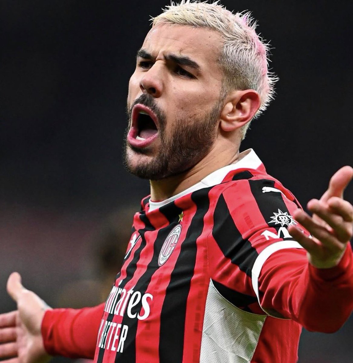 MatthijsPog's tweet photo. 🚨🔛👀 La Juventus starebbe monitorando la situazione riguardante a Theo Hernandez: i bianconeri, infatti, potrebbero fare un tentativo qualora si dovessero privare di Cambiaso.
@Gazzetta_it https://t.co/x5rlg9K8Sk
