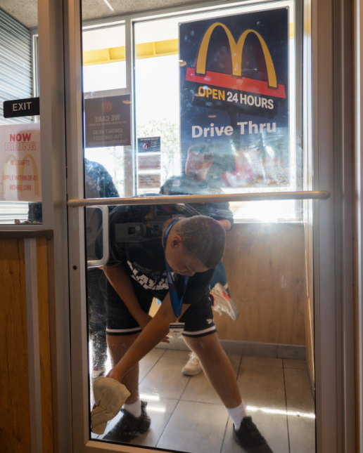 CheektowagaCSD's tweet photo. Thank you to everyone who supported our first-ever MCUnified Night at McDonald’s! We appreciate the incredible support from our community. Interested in joining one of our Unified Sports &amp; Leadership programs? Contact Mr. Pane at bpane@ccsd-k12.net. https://t.co/79O5yQyoWT