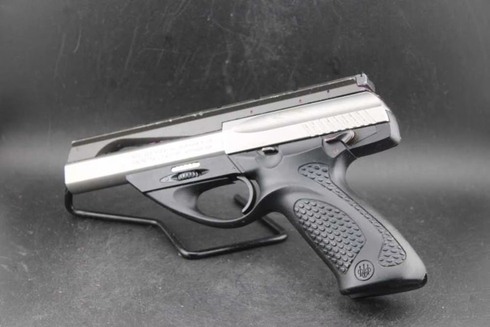 KingsFirearmsTN's tweet photo. This mix is all over the place — in a good way.

Beretta U22 NEOS, S&amp;W 10-5, DB15, and Remington 11-87 Police. 

Which one are you stopping for? 
🟢 Live now on GunBroker
🔗 https://t.co/rfpXaofZ5n https://t.co/LUUWFpiVeC