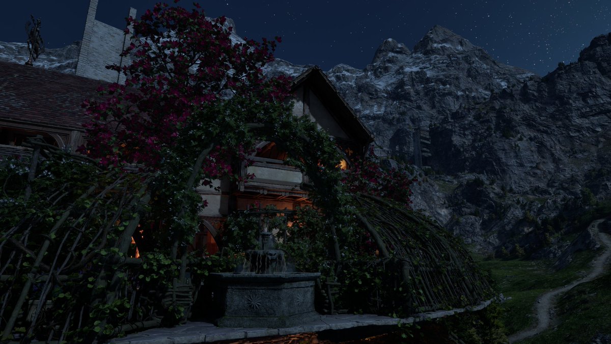paxpa0130's tweet photo. リボルネス冒険者ギルド、ガーデンテラスになりました。✨
夜はしっとりした雰囲気で…🕯
#paxdei #libornes https://t.co/Zqt9BrJIQT