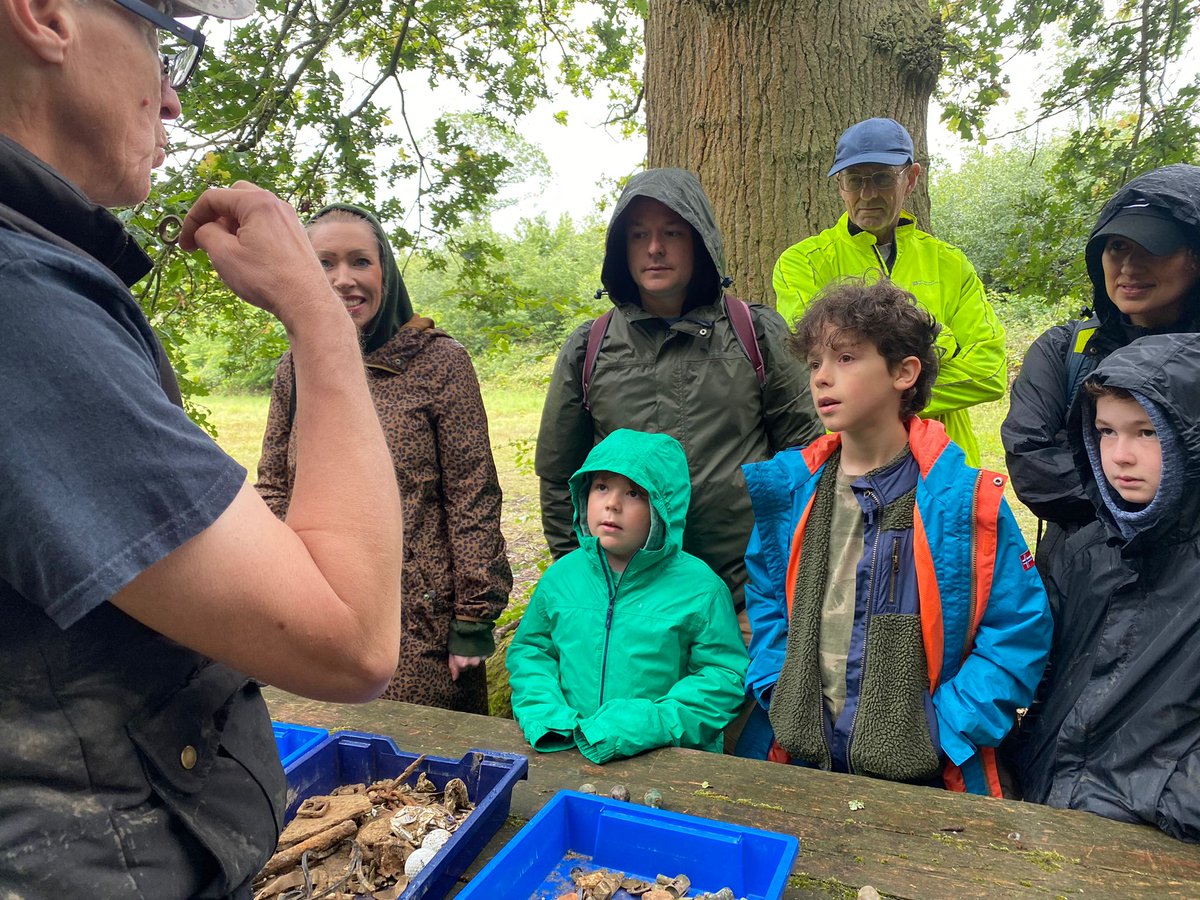 WildernessUK's tweet photo. 🌧️🔎 We enjoyed a morning of metal detecting in Mann Wood with Howard Davis!

Participants uncovered local history, learned new skills, and even found £2.20 in coins 🪙—including some dating back to the 1980s, practically ancient history to our younger visitors! 😄

#WildernessUK https://t.co/iGJ5ePuVjm