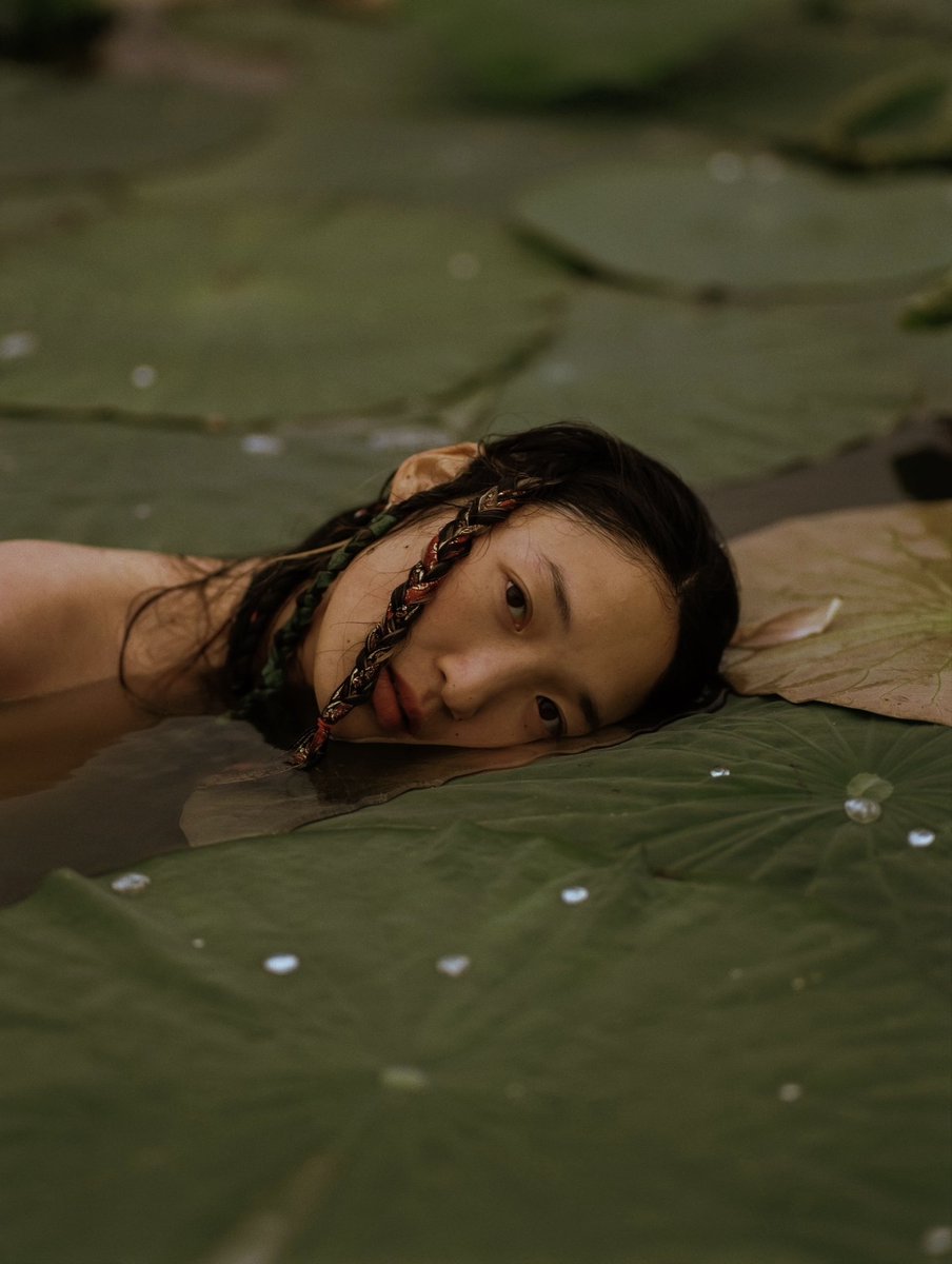 caucasusvisuals's tweet photo. Kalmyk folktale "Lotus".

Photo: Arslan Abushinov

The Kalmyk folktale "Lotus" is a poetic and melancholic legend that explains the origin of the sacred lotus flower. It tells a story of the deceptiveness of beauty, loyalty, and great loss. https://t.co/jllcBGPmaH