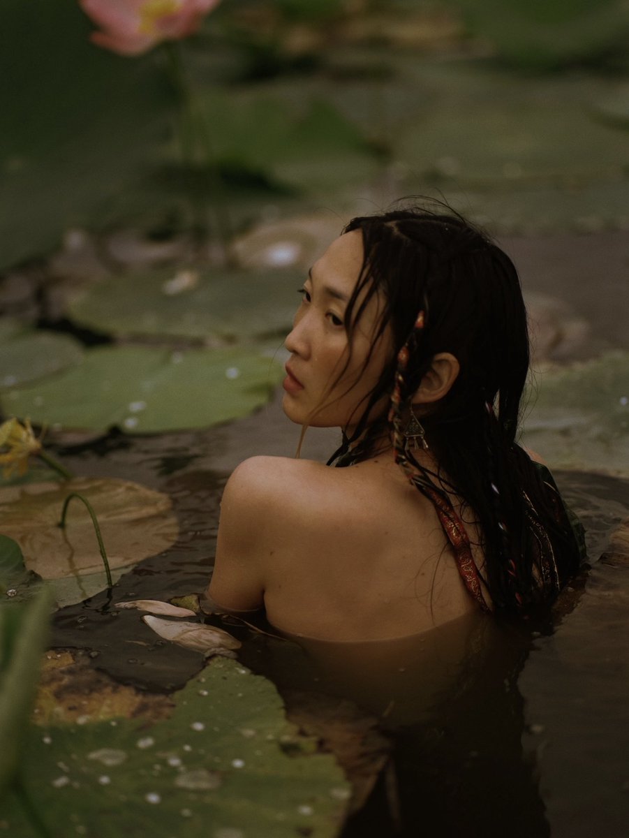 caucasusvisuals's tweet photo. Kalmyk folktale "Lotus".

Photo: Arslan Abushinov

The Kalmyk folktale "Lotus" is a poetic and melancholic legend that explains the origin of the sacred lotus flower. It tells a story of the deceptiveness of beauty, loyalty, and great loss. https://t.co/jllcBGPmaH