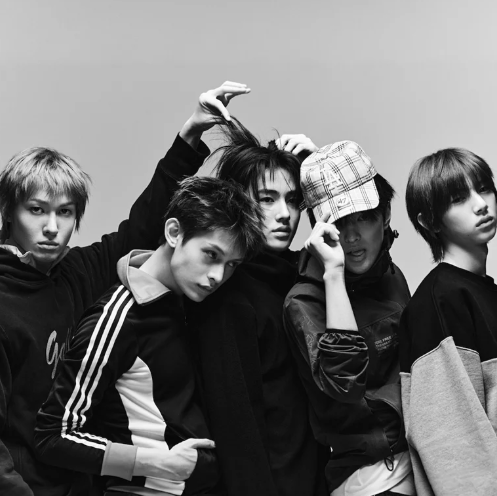 AboutMusicYT's tweet photo. CORTIS is set to attend Paris Fashion Week, with the members posting for Dior and Yves Saint Laurent. https://t.co/4TyRmjf4KT