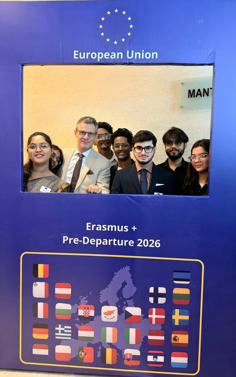 EUAmbIndia's tweet photo. Wonderful interaction today with brilliant Indian students embarking for a two-years prestigious #ERASMUS university exchange programme in Europe. They will experience the best of education &amp; lifestyle in EU Member States. And be great future ambassadors for 🇪🇺 🇮🇳 closer ties ! https://t.co/CMlux5jTtE