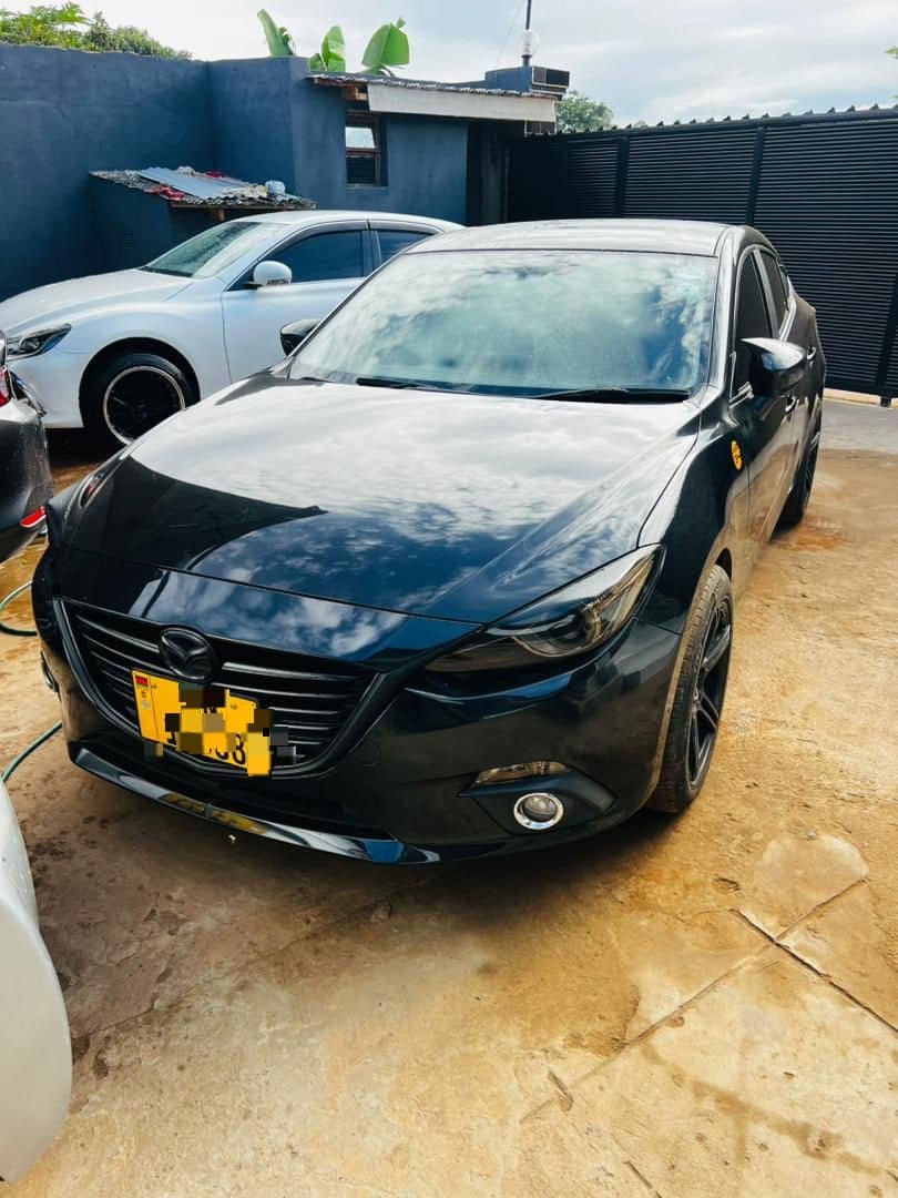 Live4Mind's tweet photo. Mazda Axela Sedan P5 1490cc
6 speed manual transmission 
70,000 mileage 
17" aftermarket wheels 
24M only 
0995981306 https://t.co/tB6h2gjP5x
