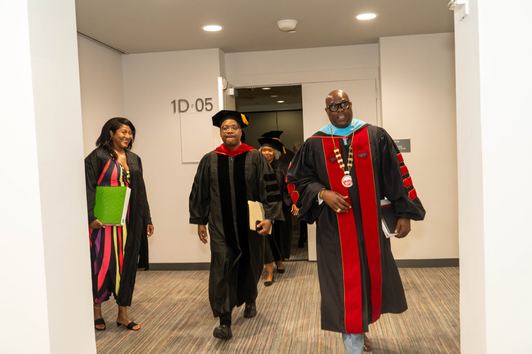 Metropolitan College of New York tweet media