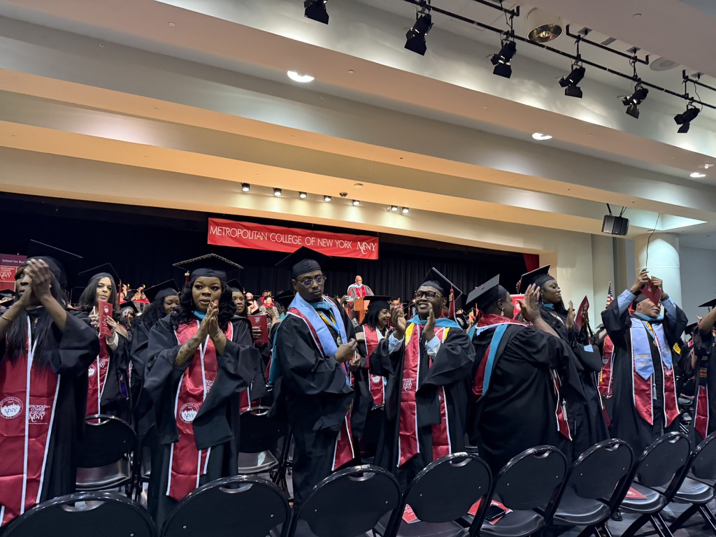 Metropolitan College of New York tweet media