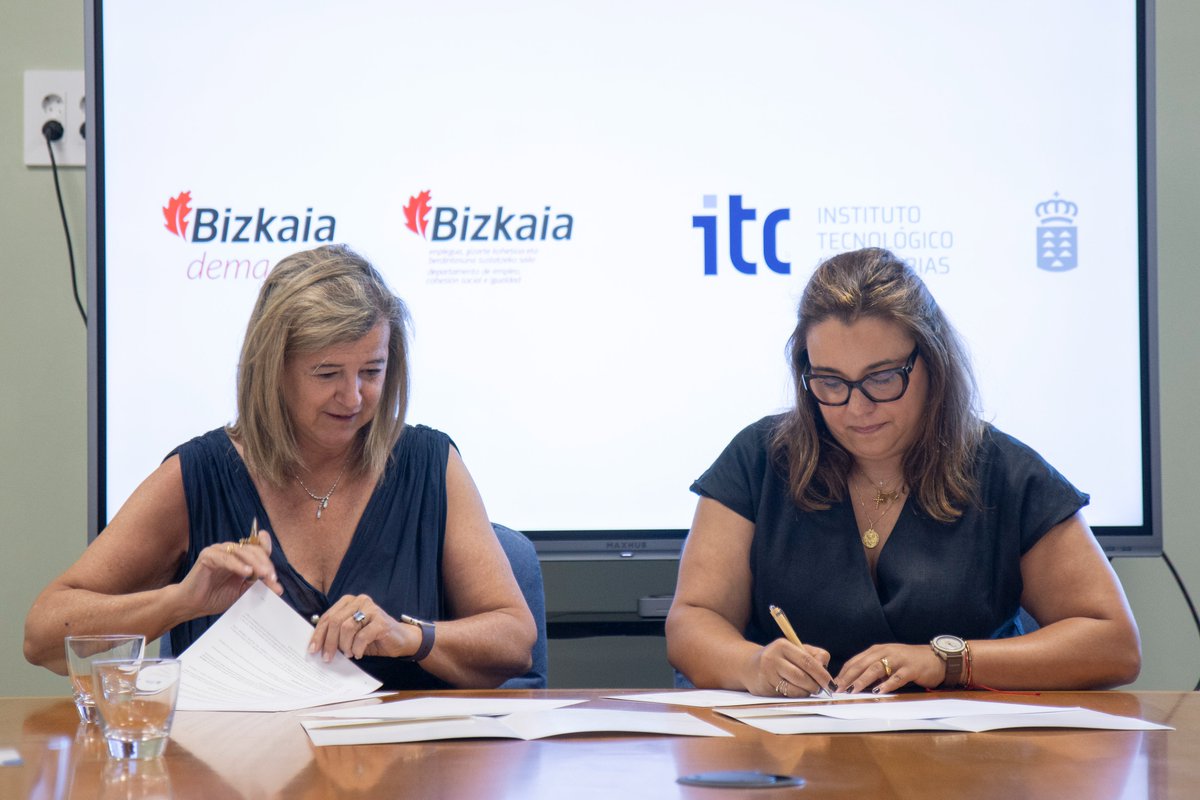 ITCCANARIAS's tweet photo. 🤝ITC y DEMA sellamos una alianza estratégica para impulsar los ecosistemas emprendedores de #Canarias y #Bizkaia, compartir conocimiento e impulsar proyectos conjuntos en innovación, digitalización y financiación europea🚀

https://t.co/kmYjkye0E7

@CUCIC_GobCan @BizkaiaEmprende https://t.co/d3mOmeYkA3