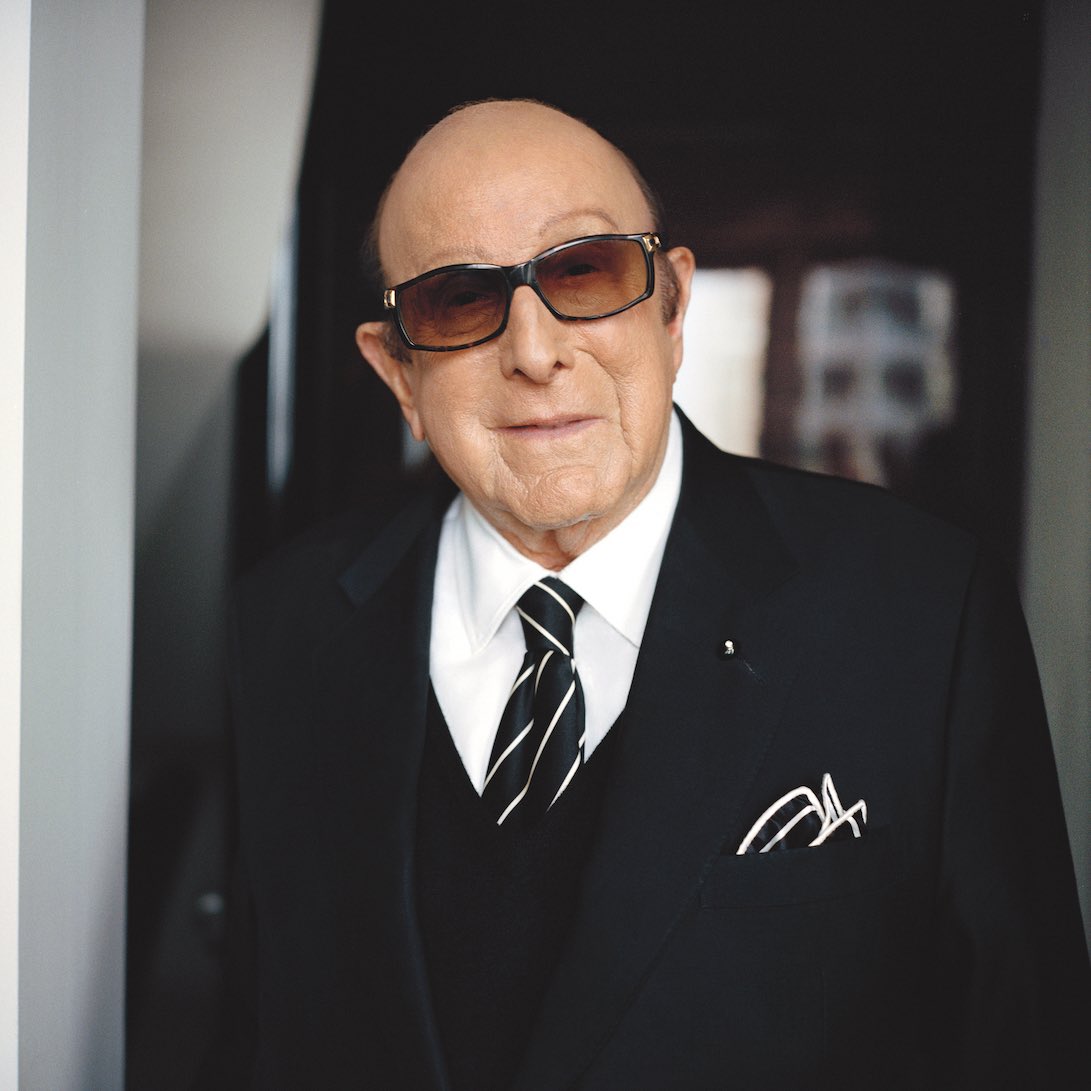 BuzzingPop's tweet photo. Clive Davis dead at 94. https://t.co/xJHZyL3JlJ