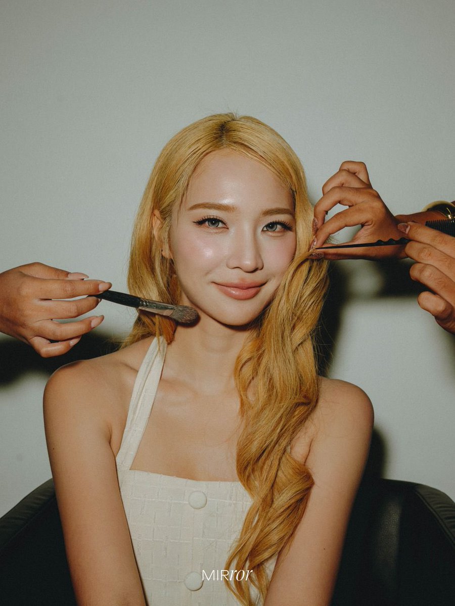 JanJingjing_TH's tweet photo. [Trans] #JANHAE #JANIVERSE 💌
#EnemiesWithBenefits #MIRRORThailand 

“ From a woman’s perspective, because I have a lot of male friends, I often see comments online using very harsh words, as if I’ve done something wrong. It made me wonder why can’t women and men simply interact or be close friends? That’s why I want people to see that it’s possible. We can just be friends. I think part of it may come from society’s expectations of women, to be proper, gentle, and well-behaved. When a woman is surrounded by male friends, people often say it damages her image, but why? what exactly is being damaged? There’s nothing wrong with it at all. As women, it feels like we constantly have to prove ourselves in so many ways, even though we’re all human beings. Women and men aren’t different in terms of value, we are equal. I wish people would see that it’s a good thing when artists have friends, isn’t it? Friends are who help us stay happy. When artists are stressed, or when I’m stressed, the people who support me are often the friends around me. I don’t want these friendships to be ruined because of misunderstandings or assumptions from others. ”

“ There was a time when a friend and I actually had to keep our distance because of all the criticism, and that’s something I really regret. I’m not going to give in to it anymore, because I never want a situation like that to happen again. I just hope people can understand that people of any gender can be friends. ”

full interview 🔗 : https://t.co/1C1T1KjkY0