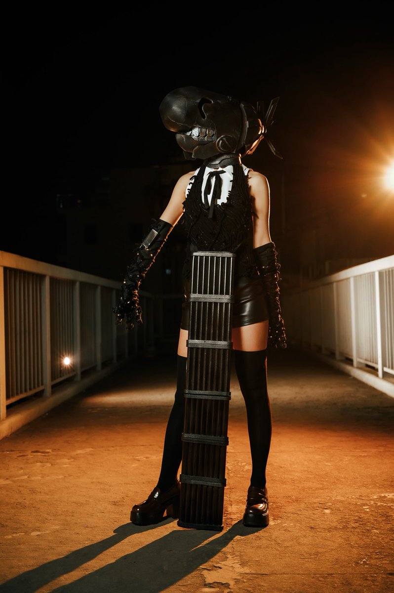 rinatakamaki's tweet photo. [コスプレ] 
Chainsaw man - Reze (Bomb Devil)
チェンソーマン - レゼ - 爆弾の悪魔
.
📸: 25dpi
Bomb prop set by @/why.serious.cosplay 💣 More of my Reze photoshoot will be dropping on Ko-fi soon.
#chainsawman #chainsawmancosplay #reze #レゼ #bombdevil https://t.co/TXdZVnDtLk