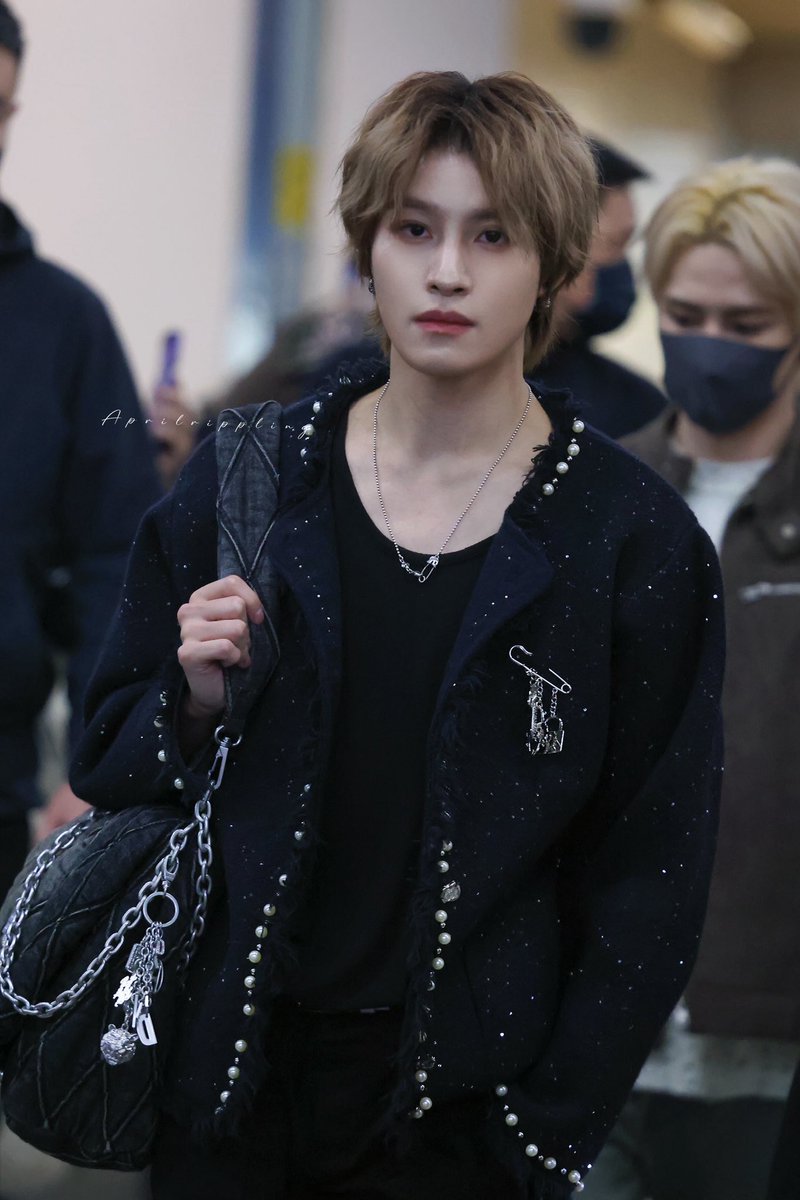 Aprilrippling__'s tweet photo. 251212 PEK🛬
#WayV #威神V #웨이션브이 
#양양 #YangYang #ヤンヤン https://t.co/w5Lu8vpVeg