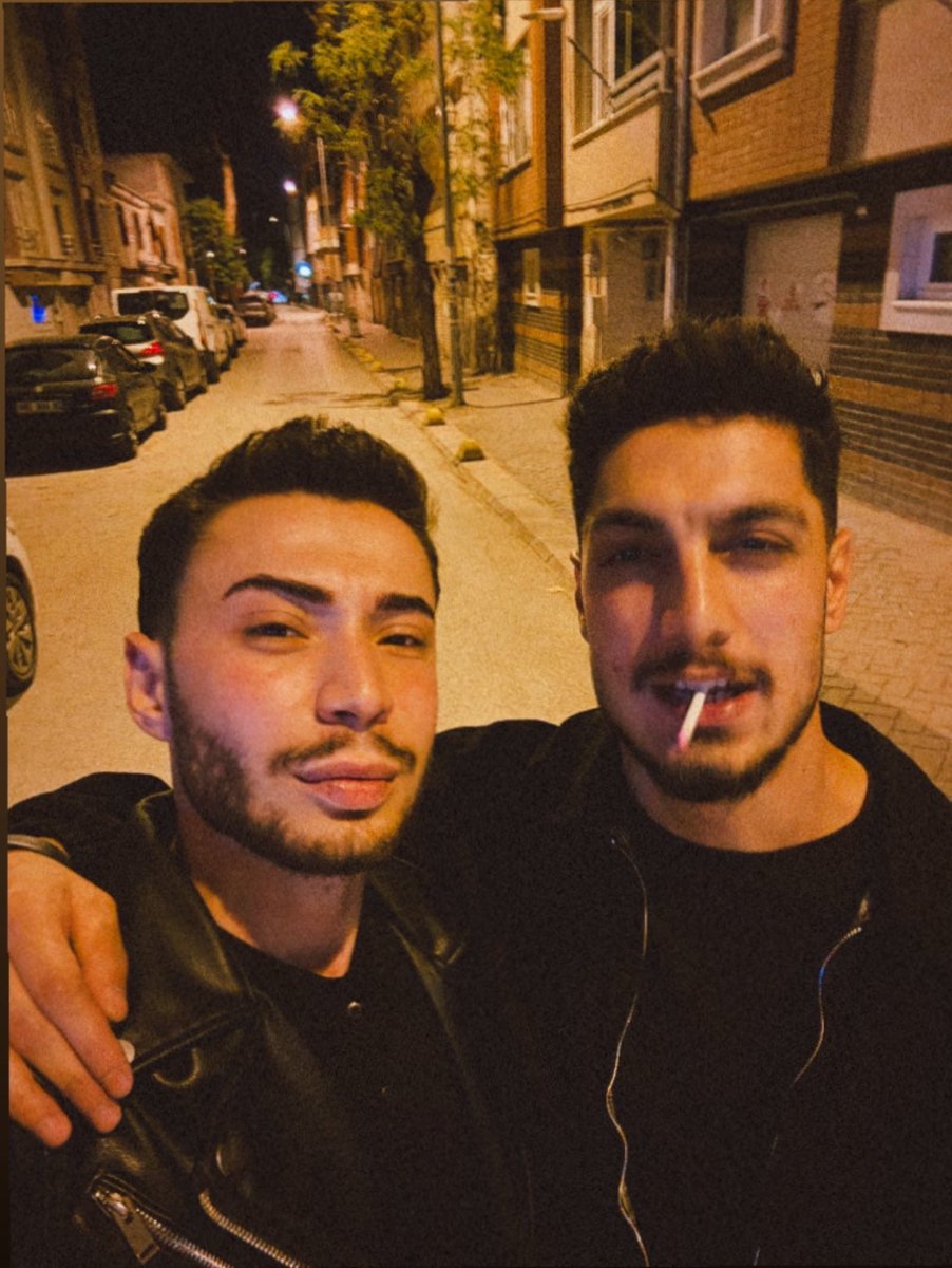 hhallurun's tweet photo. Lavukla ikinci fotoyuda çektik https://t.co/Ek8XHyrhWy