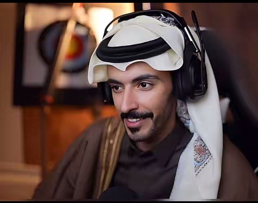 M1901884339238's tweet photo. #نطالب_هييه_الاعلام_بارجاع_وليد

وليد لم يكن مجرد إعلامي، بل اسم ترك أثراً طيباً لدى جمهوره، وعُرف باحترامه وأسلوبه المتزن ومحتواه الهادف. إن الأخطاء إن وُجدت لا تلغي سنوات من العطاء والنجاح، والعدالة تقتضي أن تكون العقوبة إصلاحية لا أن تحرم الجمهور من قامة إعلامية وروائية https://t.co/92HSXhA1Q1