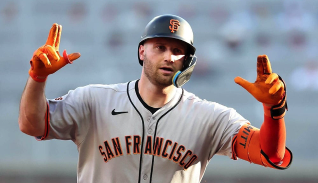 SFGiantsDigest's tweet photo. Casey Schmitt while the #SFGiants got swept this weekend:

7-12
.583/.583/1.000
1 HR
4 RBI
1 SO/0 BB https://t.co/GGK644TR6F