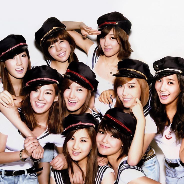 SoshiPopBase's tweet photo. Stella of Hearts2Hearts says Girls’ Generation are the group’s role models and inspiration. https://t.co/96UoeCxo3A