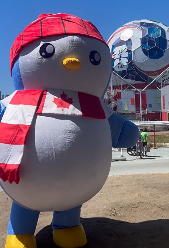 PudgyCanada's tweet photo. This past weekend, Pebbles and Pengu headed to @scienceworldca in Vancouver, B.C. to celebrate @FIFAWorldCup ⚽🏆

They came for a photoshoot and stayed because everyone kept asking for photos. 📸🐧

Needless to say, these 2 were pretty popular! https://t.co/NUEFvCdmHi