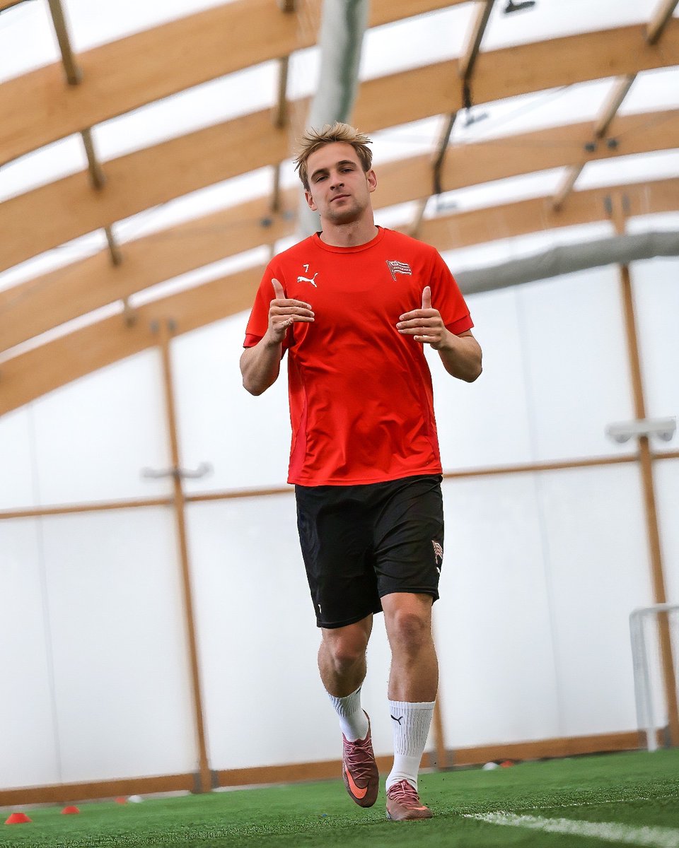 KSCracoviaSA's tweet photo. 🏋️‍♀️+🏃‍♂️ https://t.co/ddEKoD0Lg0