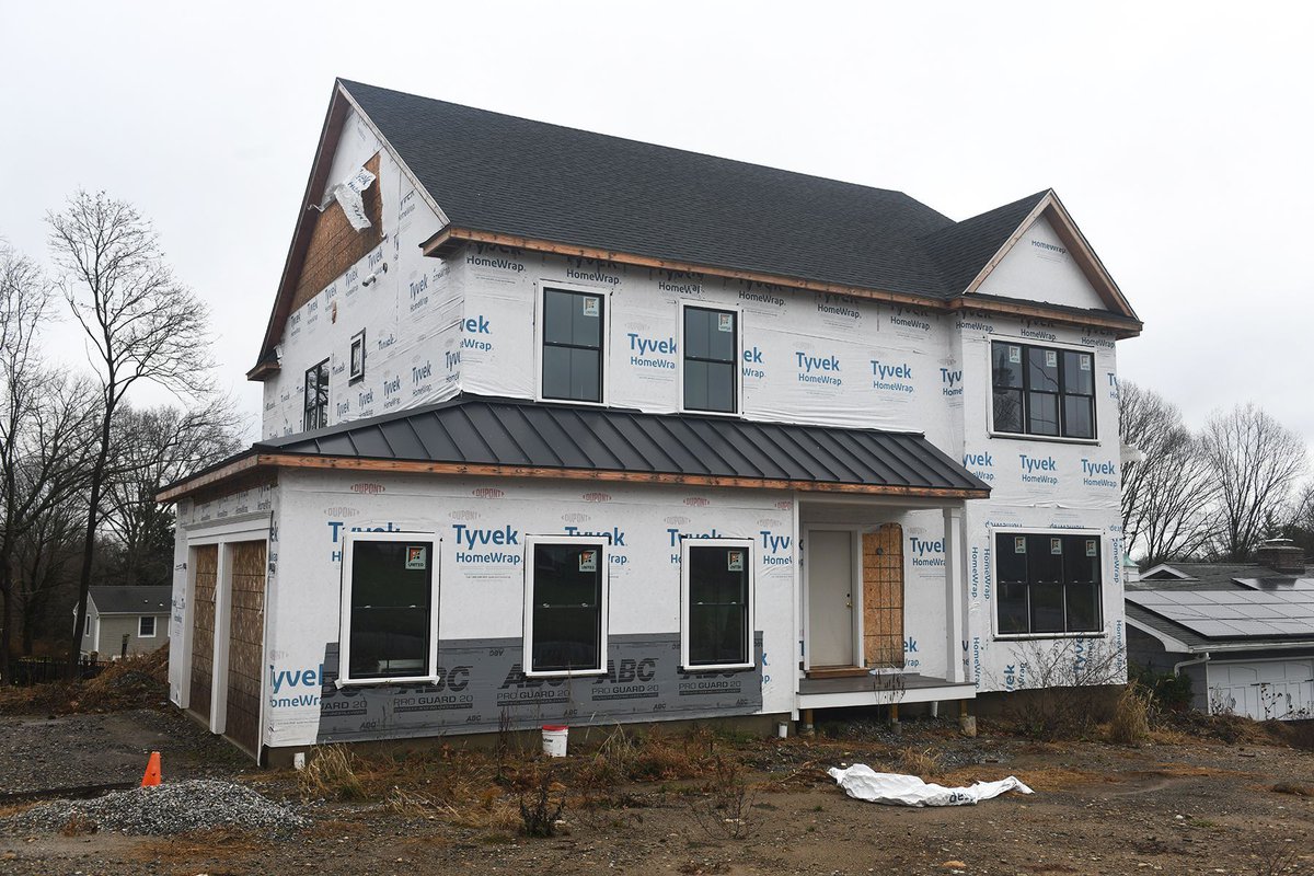 PropTech_Awards's tweet photo. How are CT towns protecting property owners from 'title pirates' stealing their land? - CT Insider

https://t.co/UFDaSwxSkr

#proptech #realestatetech #smartbuildings #rentaltech #realestateinnovation https://t.co/qRCeYdqdLi