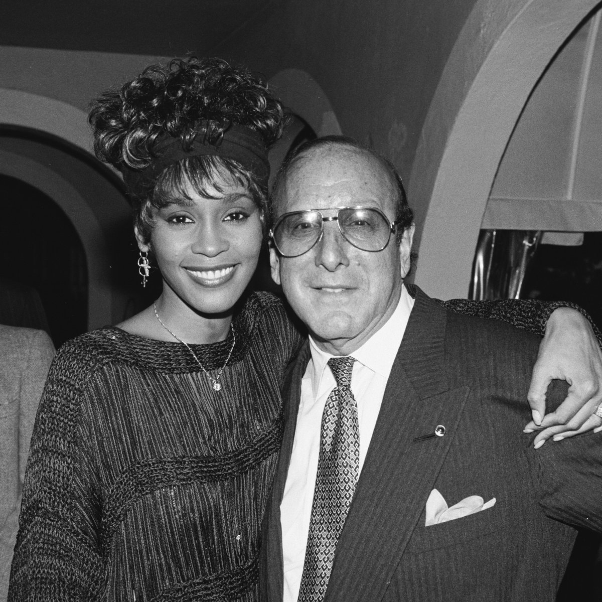 DEADLINE's tweet photo. Clive Davis, the Grammy-winning music mogul who founded Arista Records, discovered and mentored Whitney Houston and specialized in resurrecting the careers of artists many considered past their peak, died Monday at his New York City home. He was 94.

Davis founded Arista Records in 1974 after a storied tenure in senior posts at Columbia/CBS Records and later Bell Records. His label would specialize in revitalizing the careers of veteran artists whose commercial success seemed to have peaked. Among those were Aerosmith, Aretha Franklin,the Grateful Dead, Santana, the Kinks, Dionne Warwick and many more. The label also was home to such popular acts as Houston, Barry Manilow, Air Supply and Patti Smith.

Read more on his life and legacy here: https://t.co/c2JMJIpnB6