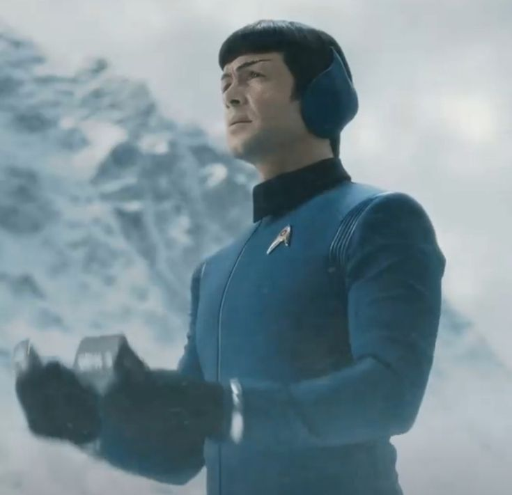 schumisnoopy's tweet photo. looking for references i found this pic of spock wearing vulcan earmuffs and it's all i can think about now https://t.co/PJHj0LodJt