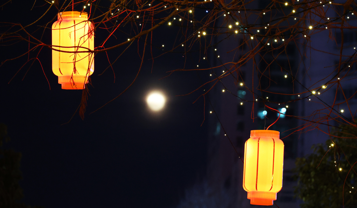 Franckjunior69's tweet photo. Celebrating the first full moon of the Lunar New Year—may your lanterns glow bright and your heart be full! https://t.co/PAnTW7f6Zt