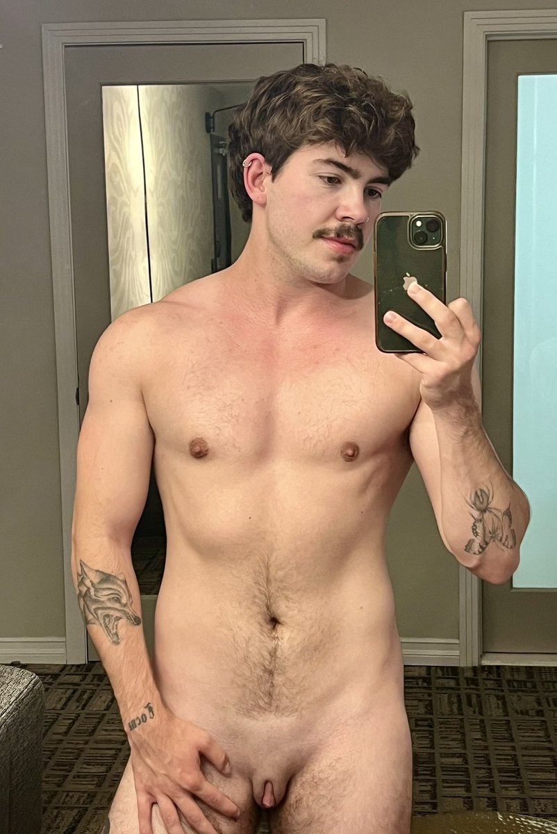 XGuyPussyX's tweet photo. How I looked after getting my fat cunt demolished https://t.co/kAfAu06mH3