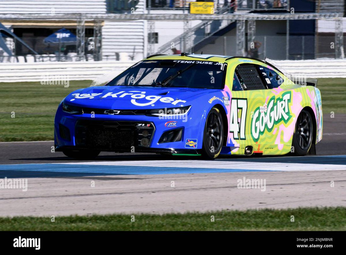 Fluggswashere's tweet photo. Here's a car I forgot about in 2022, @StenhouseJr ran this Go-gurt car in the Indy Road course race. And was the first time since 2006 and only the second time Go-gurt was on a race car.
#NASCAR #RandomNASCARRides #RickyStenhouseJr #Hyak #JTG #Gogurt #Kroger #IndyRC https://t.co/dzGM2VXA7H