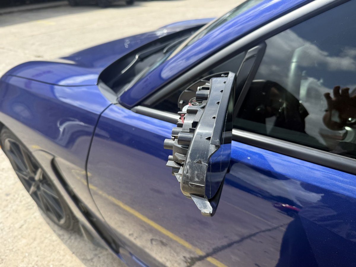 Not3sky_3ks's tweet photo. Got casually hit and on by a fucking Altima of all cars https://t.co/YmvFK33aMJ