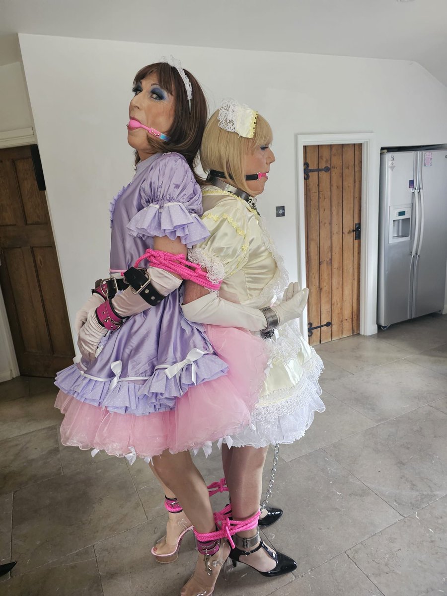 MadameC5's tweet photo. Ha...such a great tgurl day..... https://t.co/6HufKObY0y