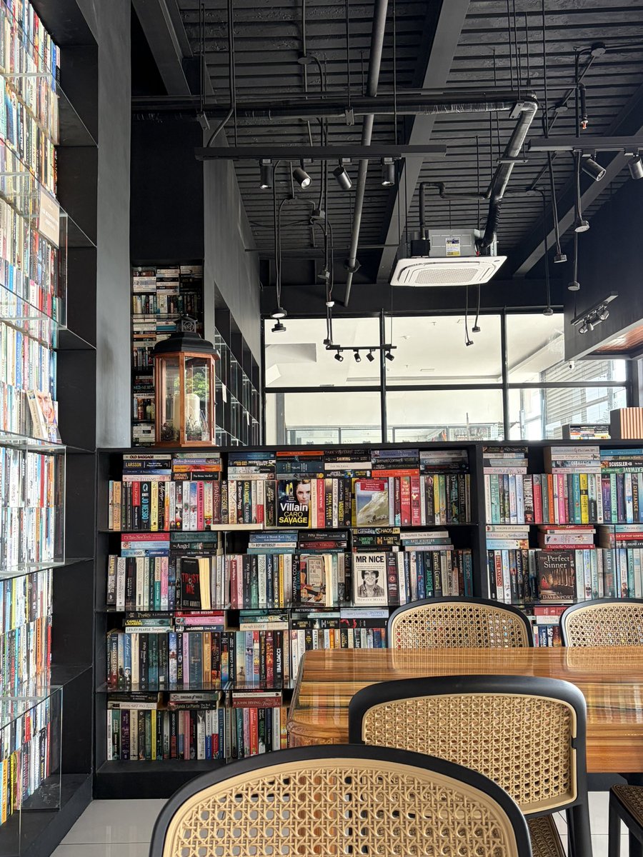 Prof_Mango48's tweet photo. There is this second hand bookshop in GMA, Cavite (right beside the terminal) that sells books per kilo. I forgot the exact price, but i can buy a book for just 70 pesos. And they have a lot of good choices. Coffee and food is also great! 

Tysm NBLounge GMA, will always go back https://t.co/67g4mSaLw3