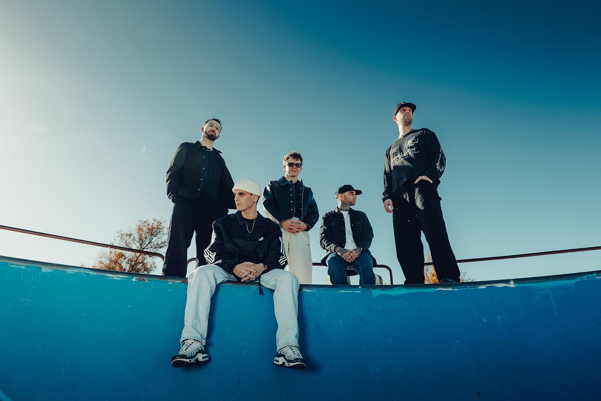 TheCoopLive's tweet photo. SUPPORT ANNOUNCED: French heavy-hitters LANDMVRKS and exciting breakthrough act SLEEP THEORY will join Papa Roach on their Rise Of The Roach tour, coming to Co-op Live on Friday 6 November 🔥

Don't miss the jam-packed night. Book your tickets now: https://t.co/juF6RB5XRy https://t.co/TAbVSAoUOs