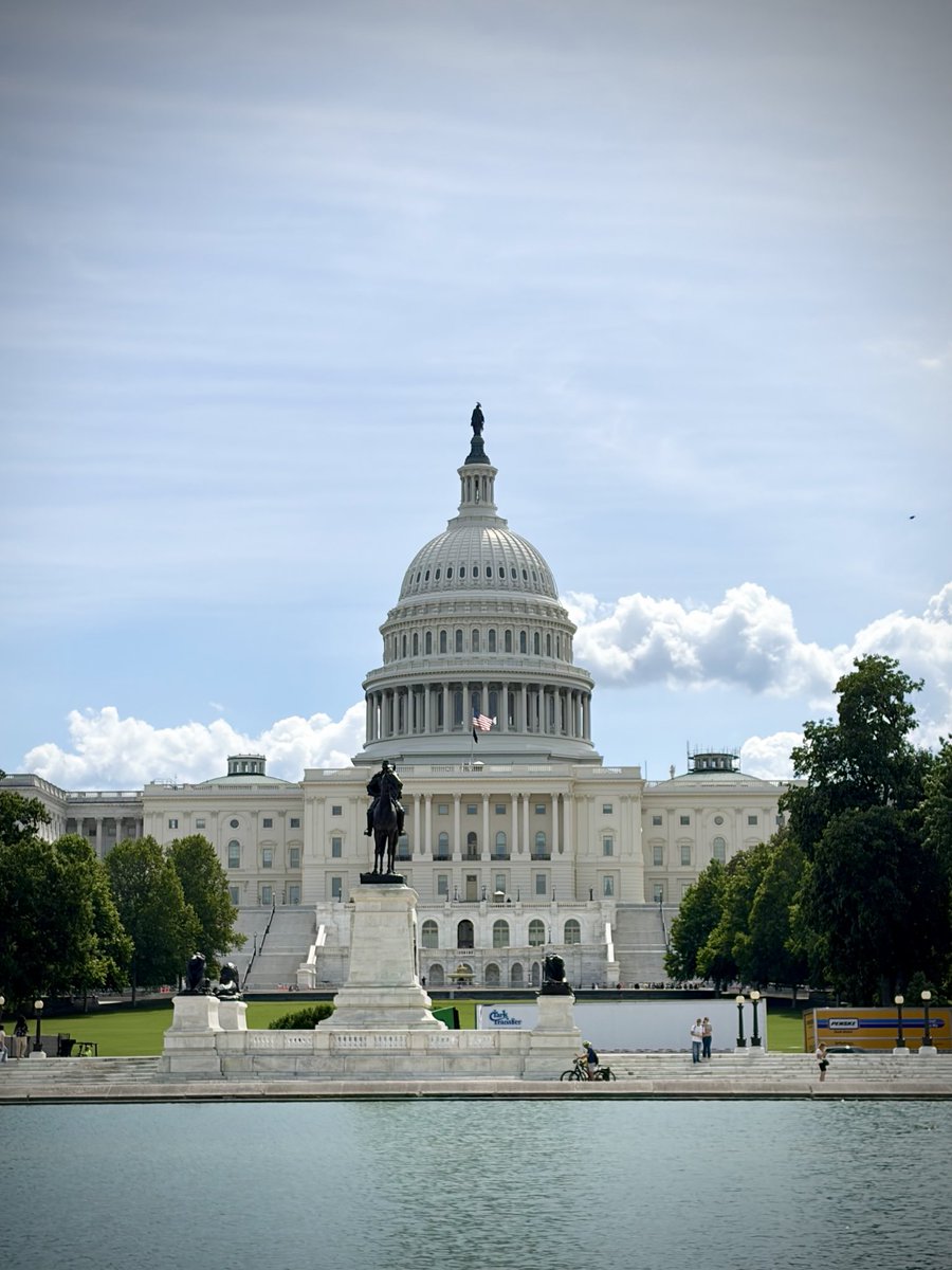 edgarbequet's tweet photo. 📍Washington, D.C. 🇺🇸
#washington #capitole #capitolehill https://t.co/pbhZiw7FyF