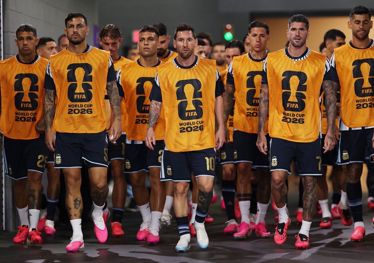 Team Leo Messi tweet media