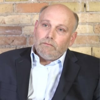politvidchannel's tweet photo. BREAKING: This man found a loophole in the US Constitution that could end the Electoral College’s power to override the popular vote — without Trump, Congress, or a constitutional amendment.  

He’s already gotten states worth 222 electoral votes to sign on. https://t.co/zAthbwtXkT
