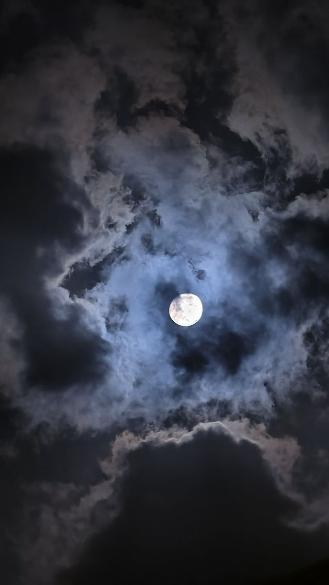 earth_moonw's tweet photo. https://t.co/q8CKCoy4eJ