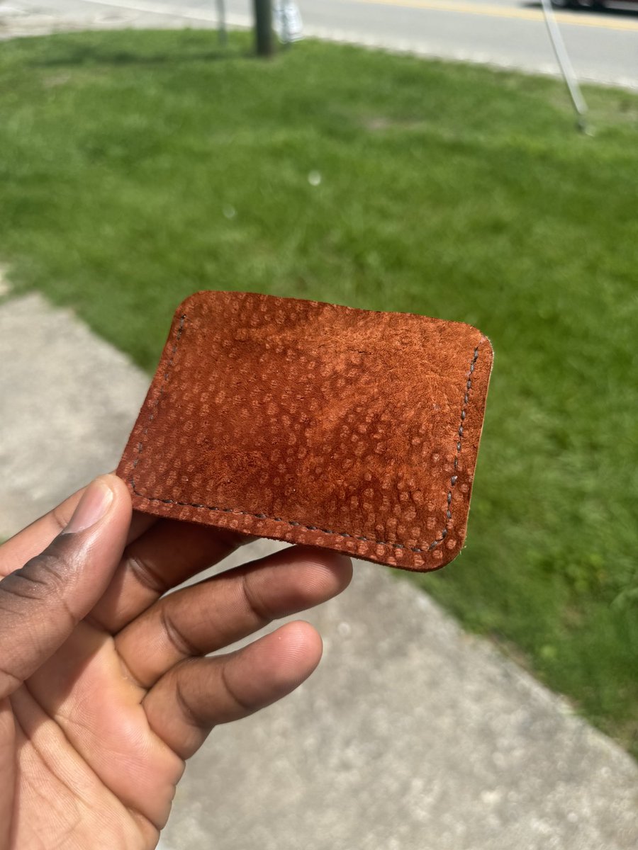 MatthewHaddixUS's tweet photo. Capybara has never been on a wallet before….well we made a few….#MatthewHaddix https://t.co/xeAOAauycG