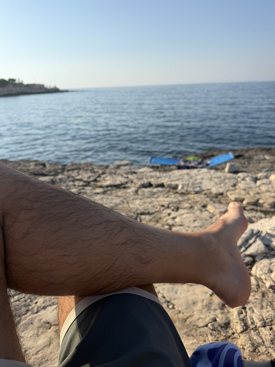 andreas86va's tweet photo. Vieni e servi, verme! #masterAlpha #moneymaster #humanATM @RT4Kings @PromoRTpig @nick_gtwb @FindomAlphaRT @master_italiani

 https://t.co/ljmMR0w1CS https://t.co/wFTtghfe60