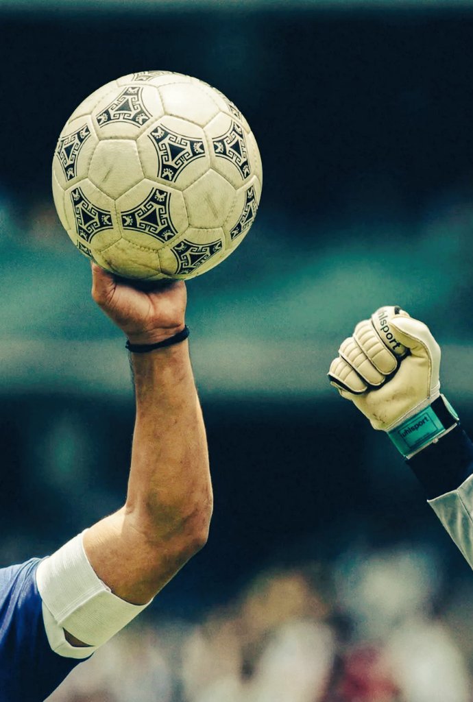 alejandrocaruso's tweet photo. Por vos Diego 🇦🇷🔟 https://t.co/kCyacVateo