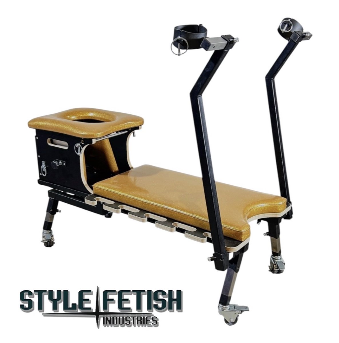 StyleFetish_'s tweet photo. Sleeping area for Smotherbox
Article number: SFI-USA-4001101
Upholstered, robust and resilient - this lounger can withstand hours of sessions, because a real living piece of furniture has to withstand something after all. Assembly in minutes, compactly disassembled… https://t.co/ZviUuO0Vl7