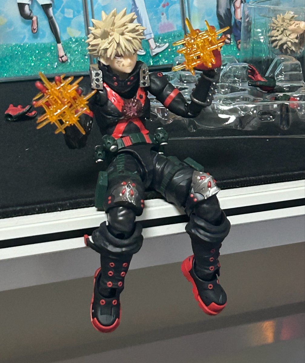 katsuki_zzang's tweet photo. 어떻게 갖고 노는건데.
왜 내 캇쨩은 그냥 돈까스 들고 있는건데 https://t.co/bMiFBMGs81