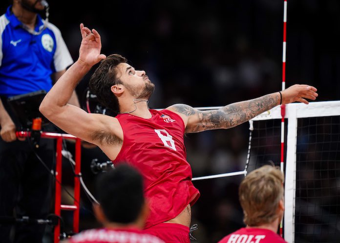 tj_canino's tweet photo. 🚨OFFICIAL: USA MEN’S | WEEK 2 VNL ROSTER 🇺🇸

💥OH • DeFalco, Anderson, Champlin, Ewert
👊OPP • Hanes, Hartke, Garcia
🧱MB • Averill, Jendryk, Knigge, McHenry
🧠S • Christenson, Ma’a
🛡️L • Dagostino, Shoji https://t.co/GDLUD5fnQi