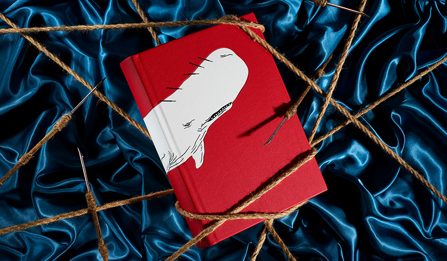 SVA_News's tweet photo. The Folio Society celebrates two literary milestones with a landmark limited edition of Moby-Dick, featuring striking new illustrations by SVA alumnus Mu Pan (BFA 2001 Illustration; MFA 2007 Illustration as Visual Essay).
https://t.co/fsOxphWYmO https://t.co/f5MjCNOLWD