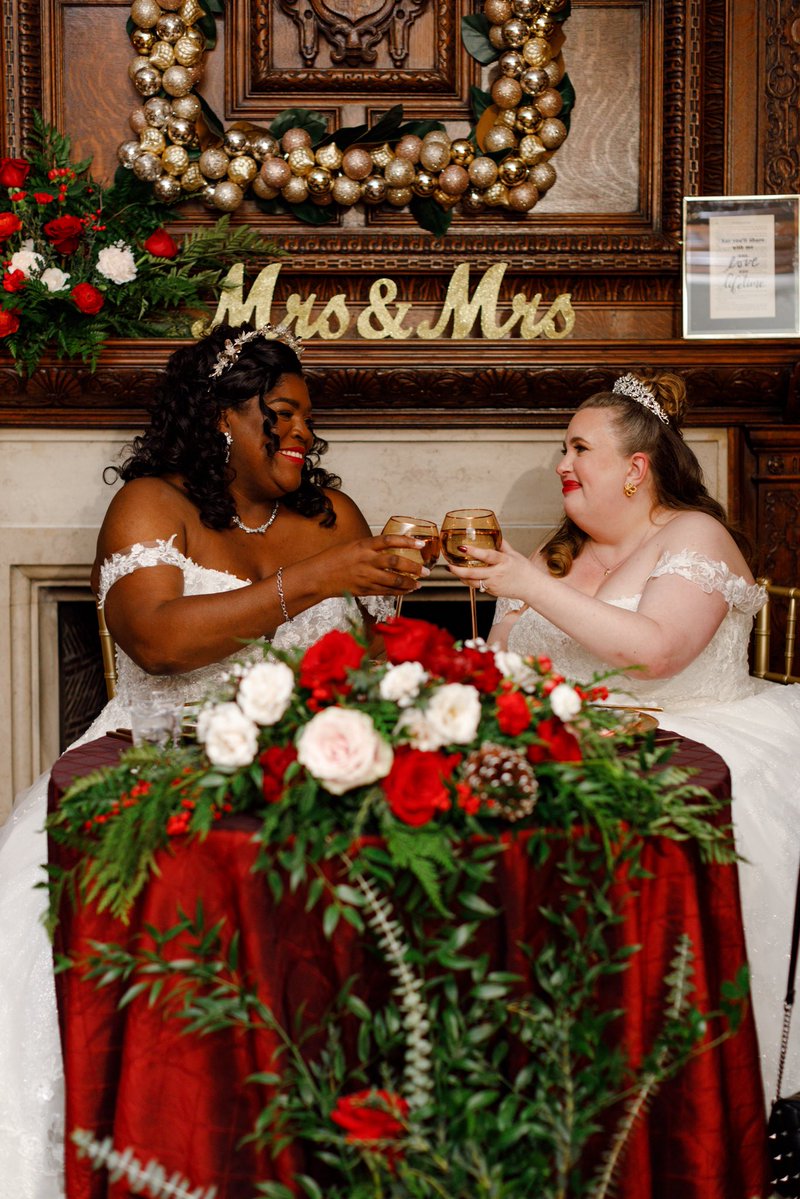 strathmore's tweet photo. Weddings at the Mansion 💛🌈

Celebrating LGBTQ+ love stories at Strathmore, during Pride Month and every month.

📸: Stefan A.
📸: Darcy Troutman 
📸: Rachel Schrock
📸: Melissa Palka https://t.co/BgQlwq0KJK